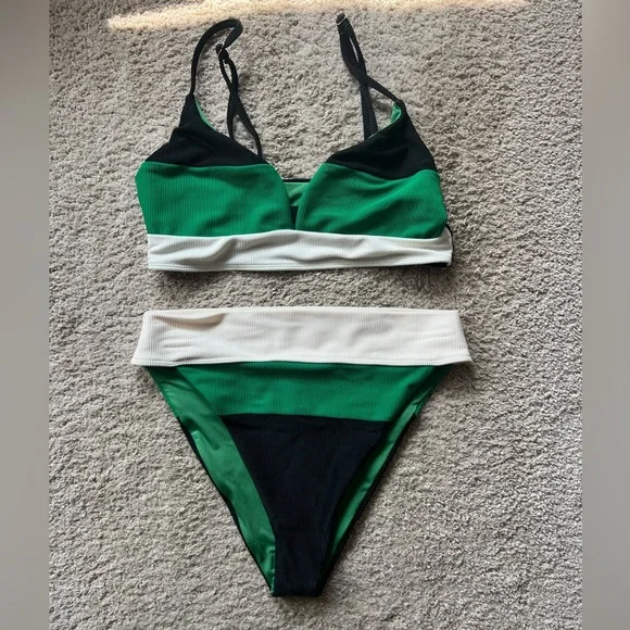 New Beach Riot Riza top + Alexis bikini size L - Picture 3 of 11